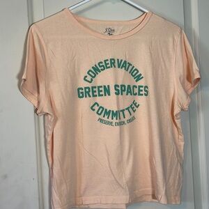 J CREW KNIT GOODS TEE SIZE LARGE CONSERVATION GREEN SPACES LIGHT PEACH EARTH